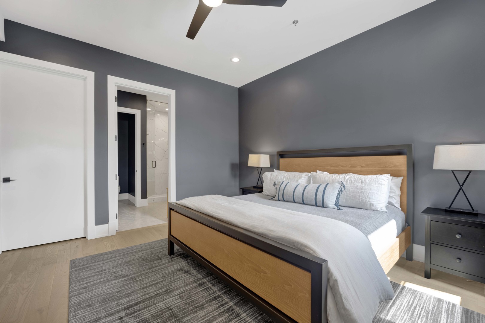1767 W Rosehill Drive Unit: 203