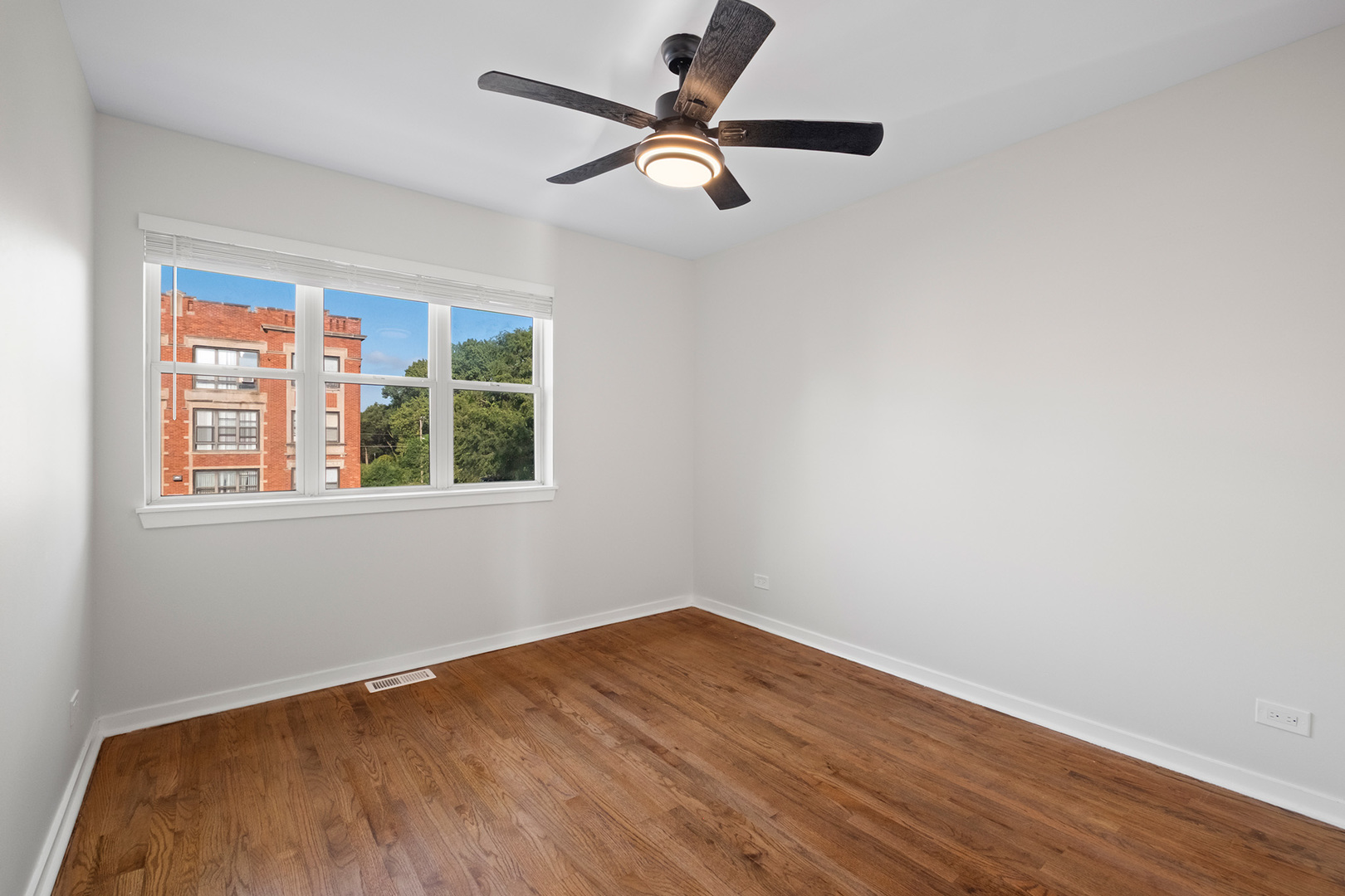 6449 S Kenwood Avenue Unit: 2