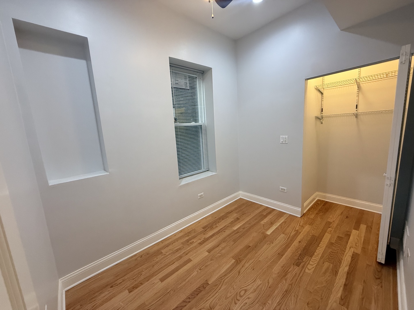 1334 N RIDGEWAY Avenue Unit: 1