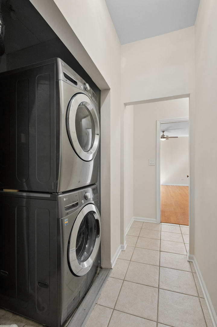 4536 N Sheridan Road Unit: 303