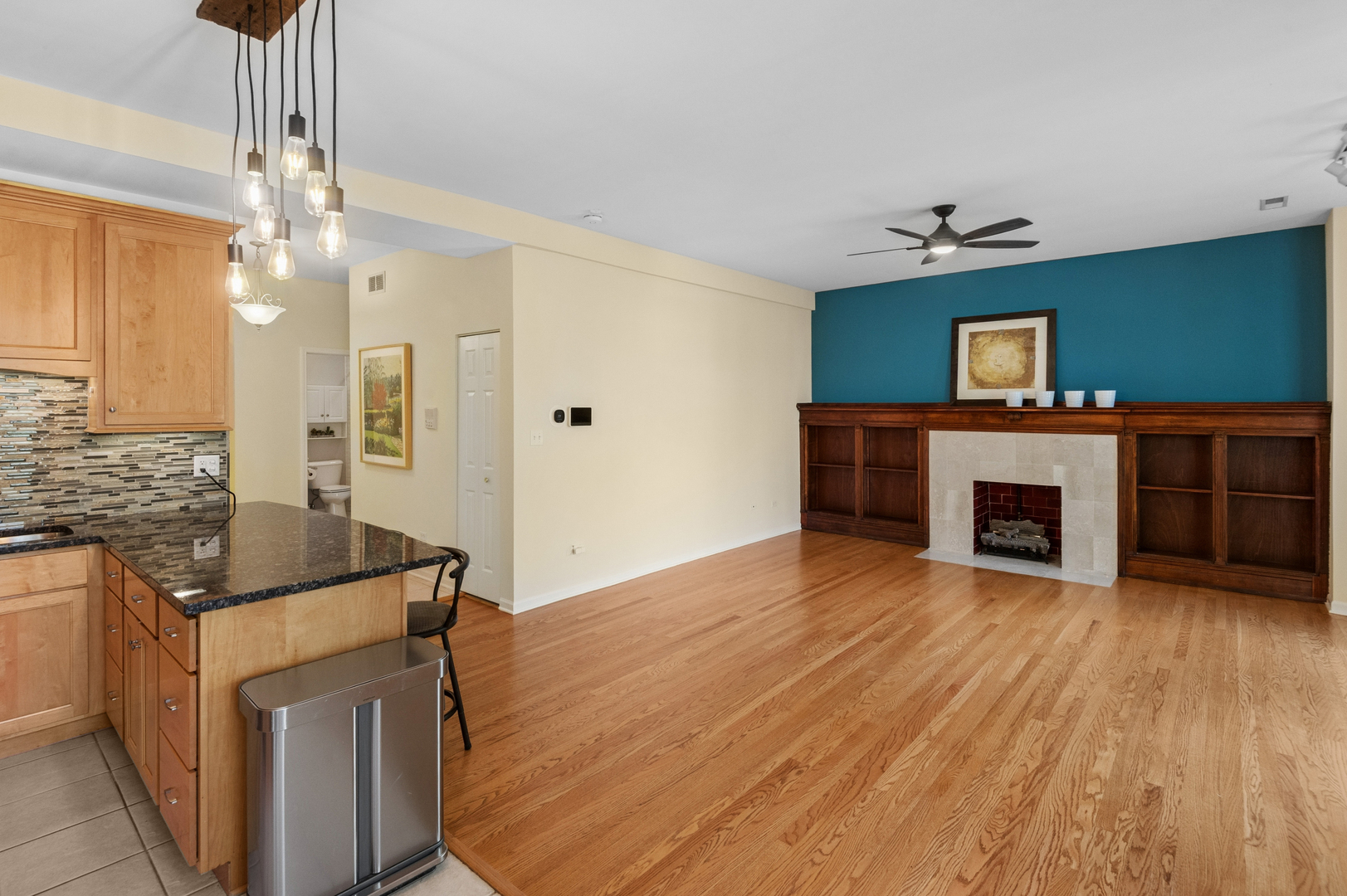 4536 N Sheridan Road Unit: 303