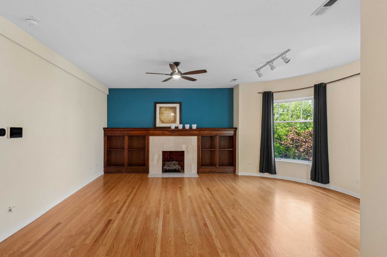 4536 N Sheridan Road Unit: 303