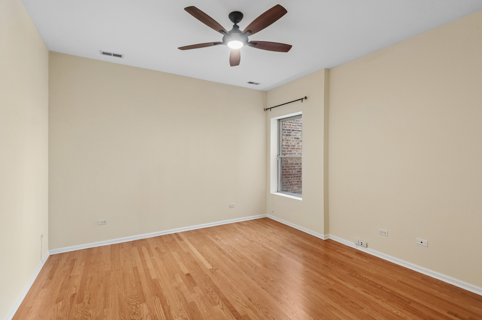 4536 N Sheridan Road Unit: 303