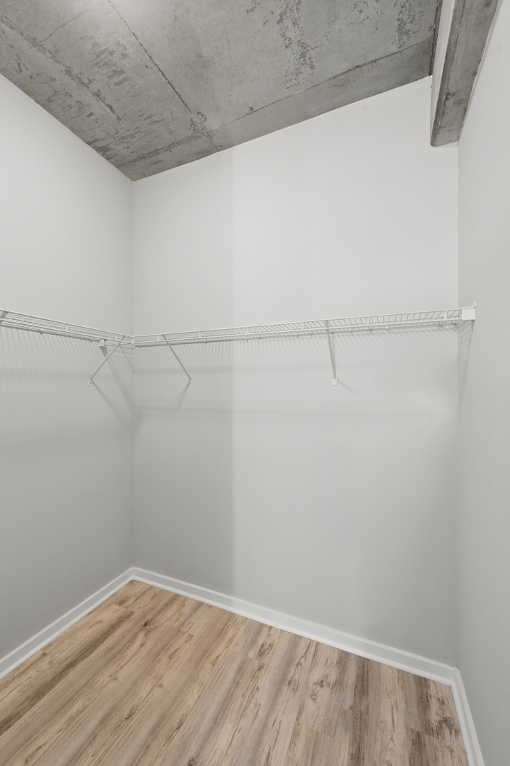 1620 S MICHIGAN Avenue Unit: 710