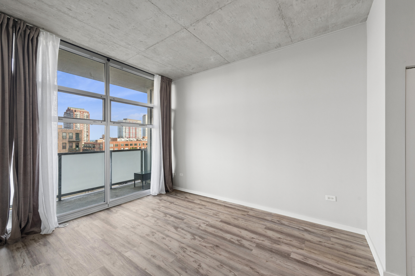 1620 S MICHIGAN Avenue Unit: 710