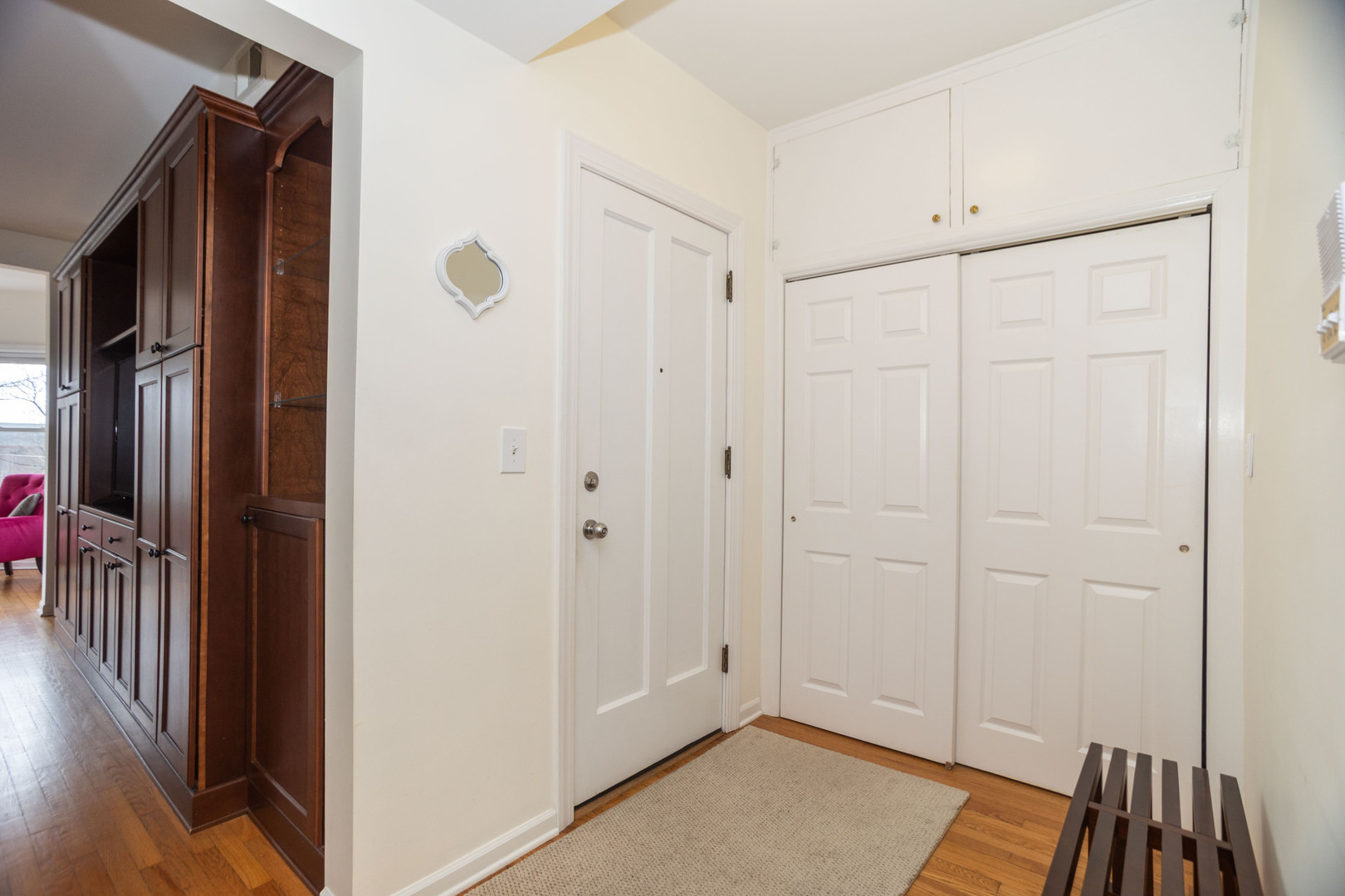 2734 W ARGYLE Street Unit: 3