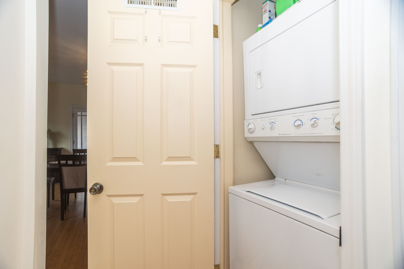 2734 W ARGYLE Street Unit: 3