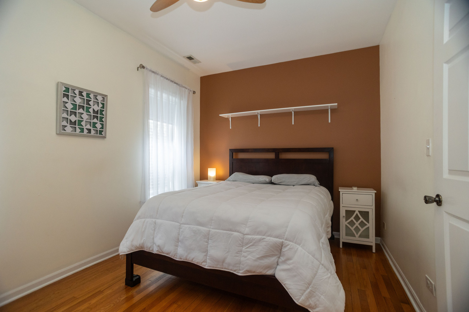 2734 W ARGYLE Street Unit: 3