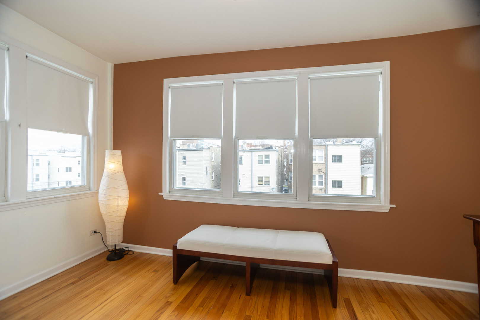 2734 W ARGYLE Street Unit: 3