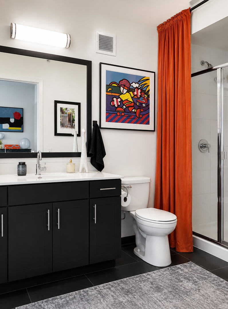 3740 N Halsted Street Unit: 914