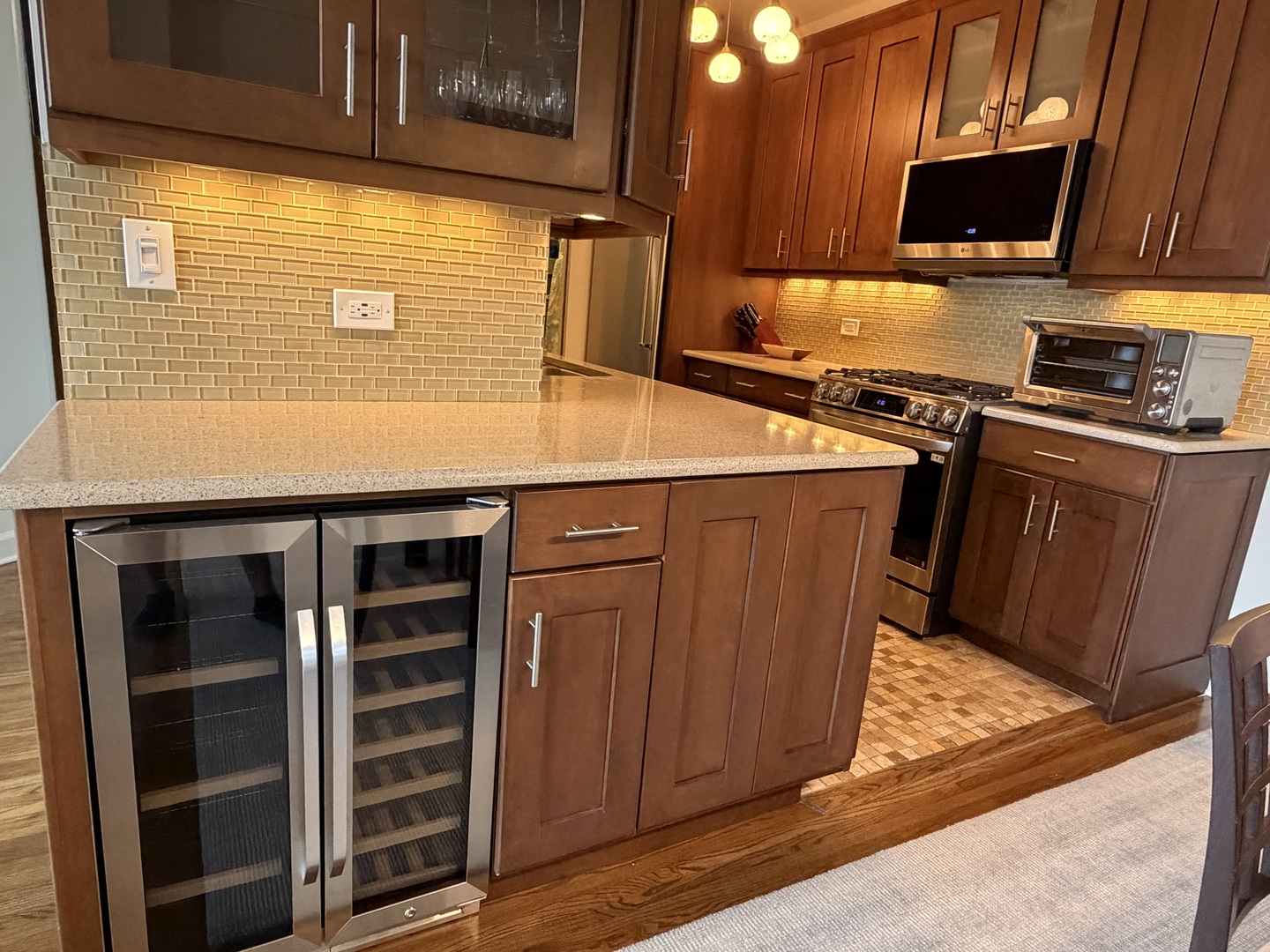 550 W Surf Street Unit: 512