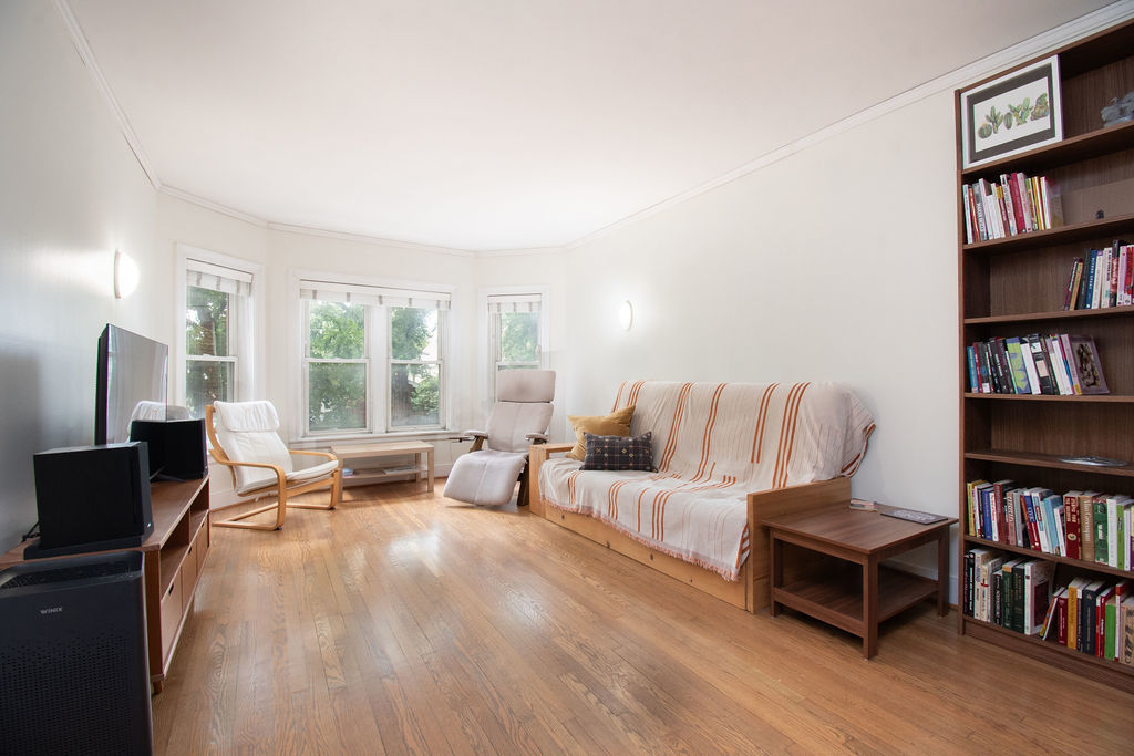 1730 W Foster Avenue Unit: 1