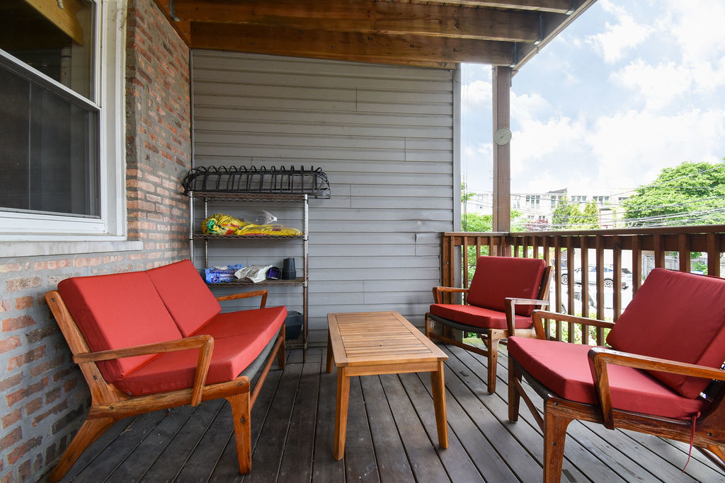 1730 W Foster Avenue Unit: 1