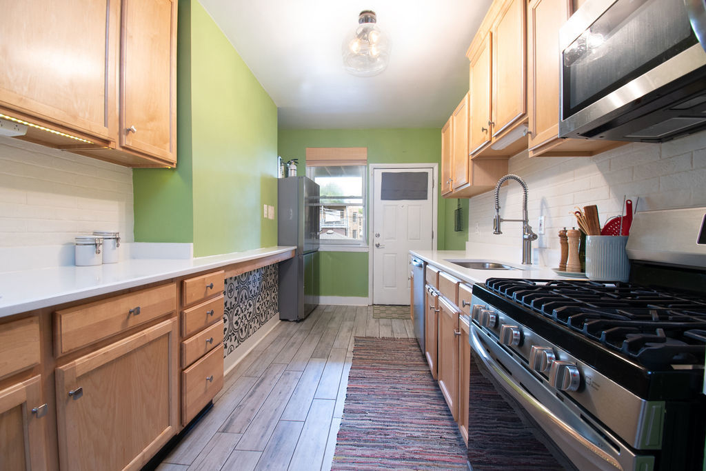 1730 W Foster Avenue Unit: 1