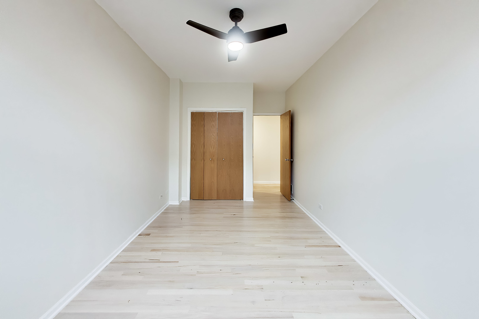 519 S Maplewood Avenue Unit: 4N