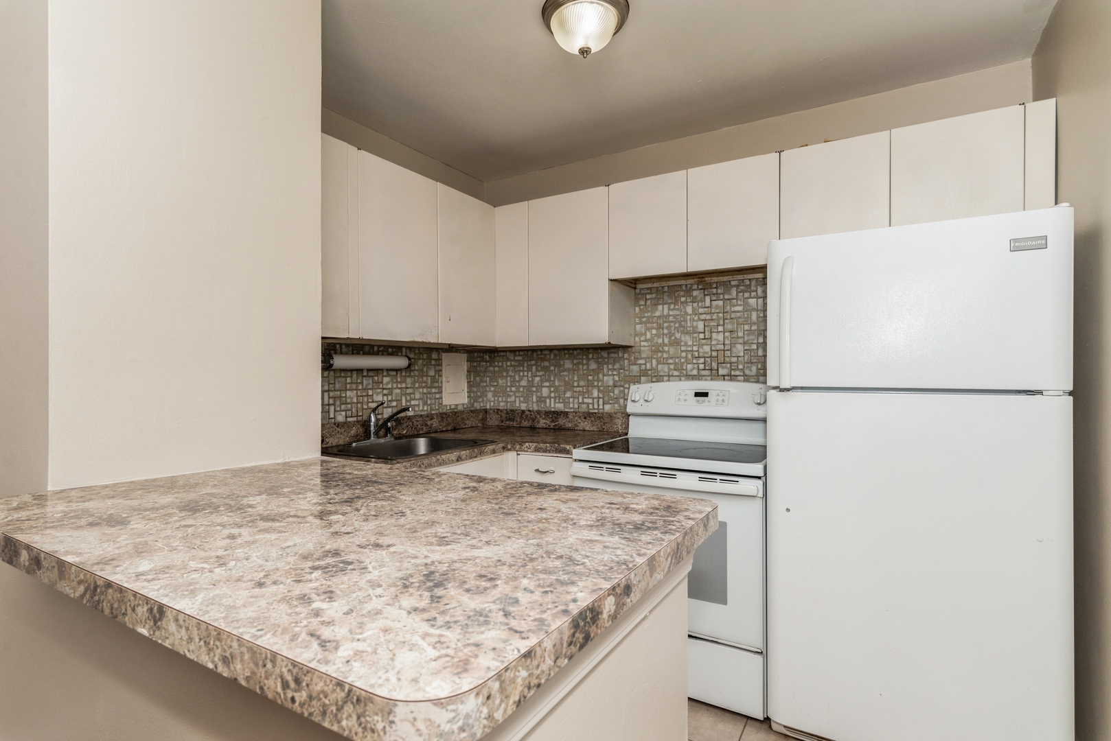 5701 N Sheridan Road Unit: 12N