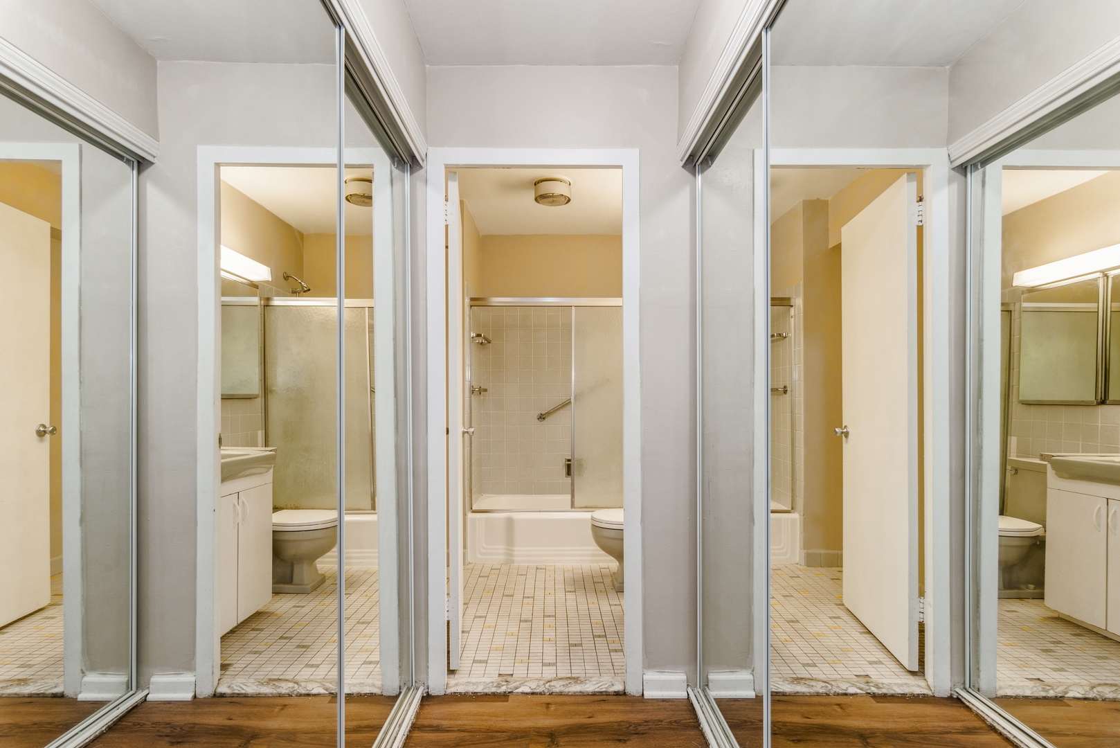 5701 N Sheridan Road Unit: 12N