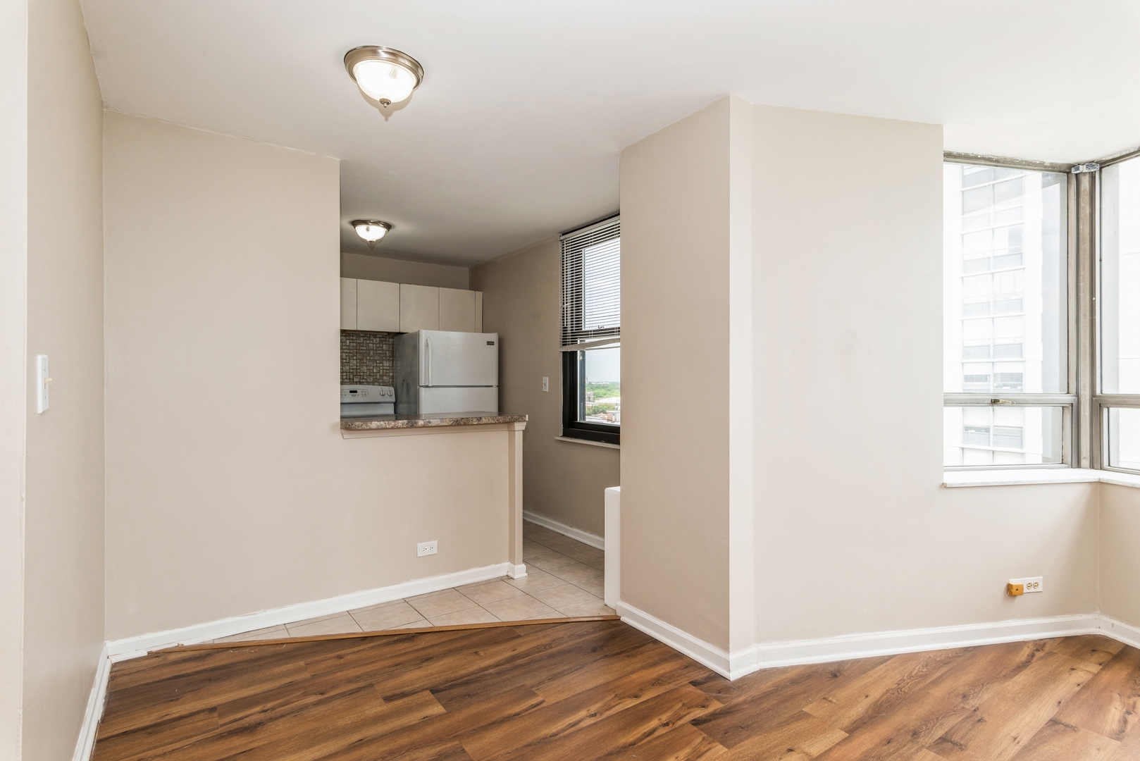 5701 N Sheridan Road Unit: 12N