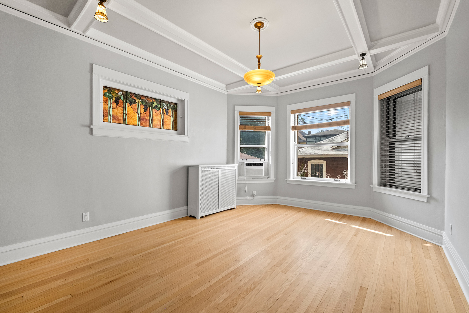 1335 W Thorndale Avenue Unit: 1