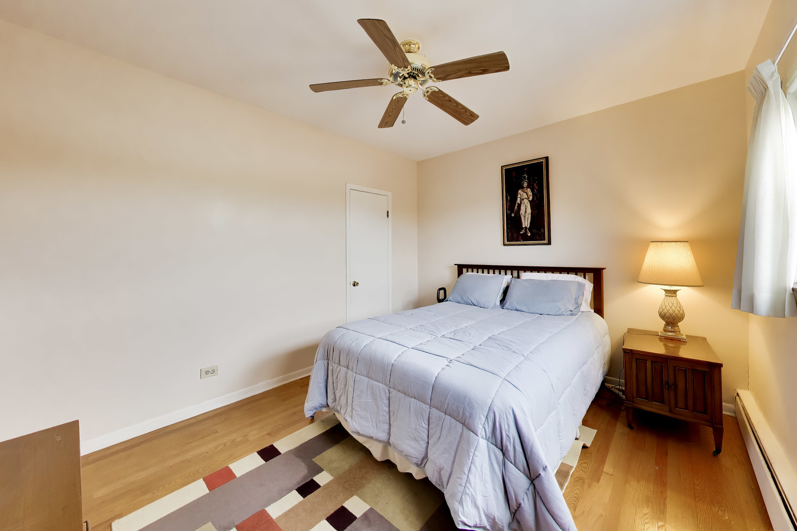 6040 N TROY Street Unit: 401
