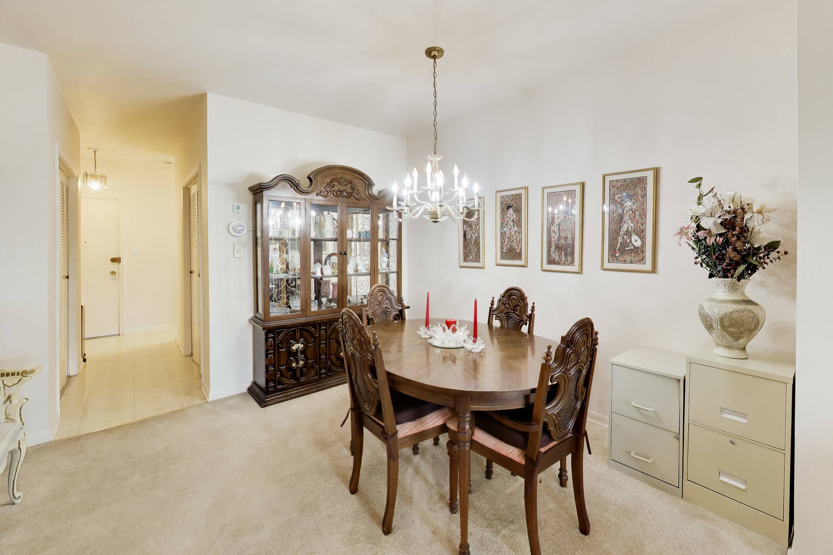 6040 N TROY Street Unit: 401