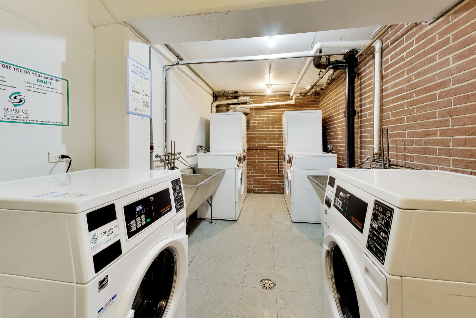 6040 N TROY Street Unit: 401