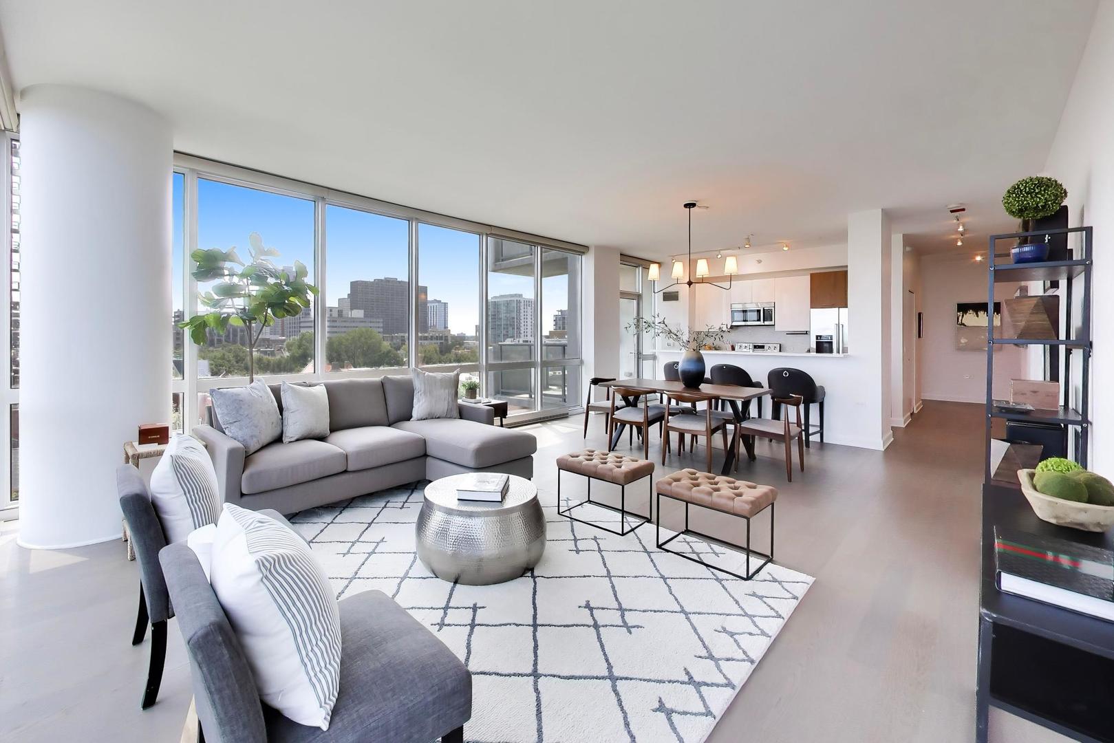 1629 S Prairie Avenue Unit: 805