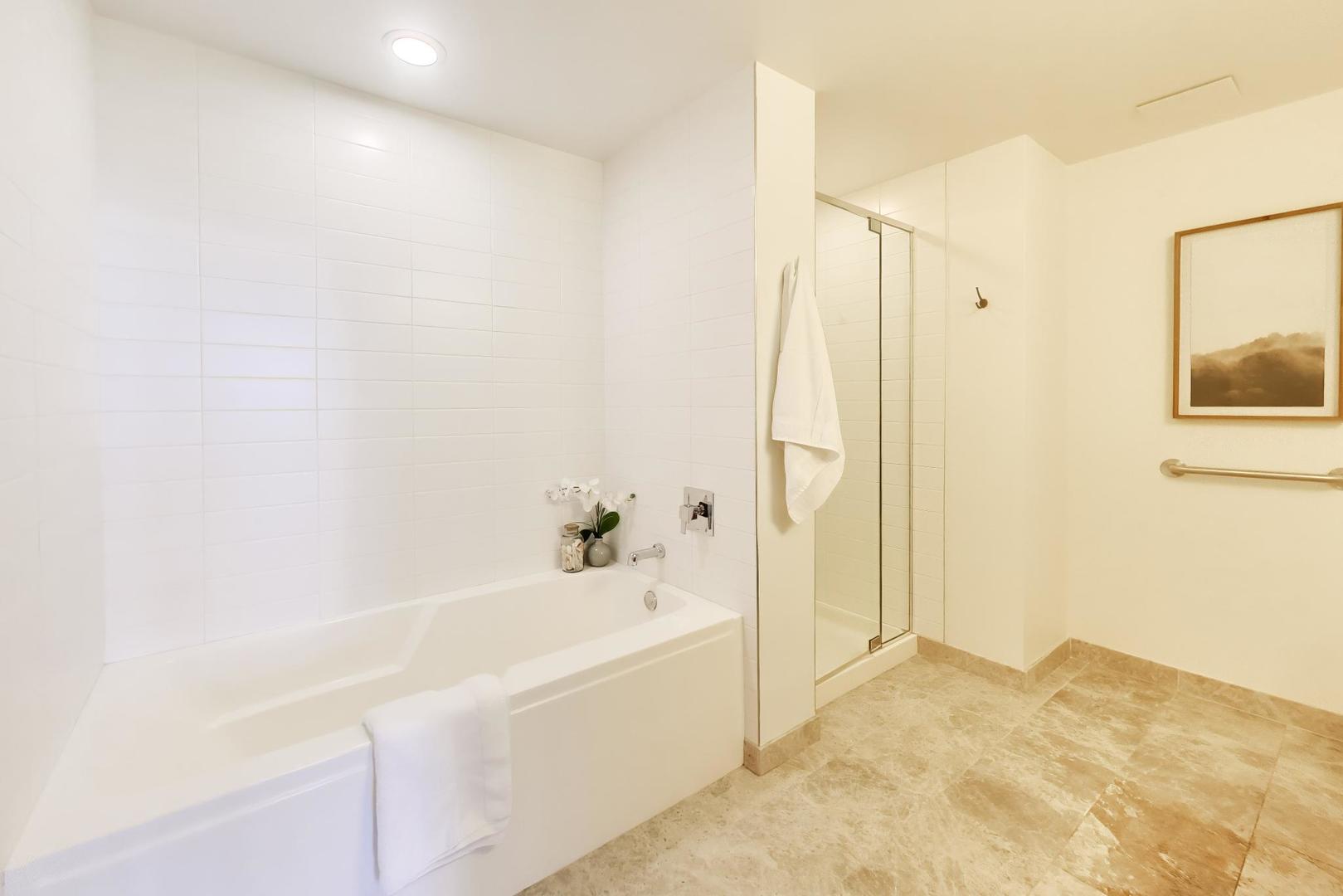 1629 S Prairie Avenue Unit: 805