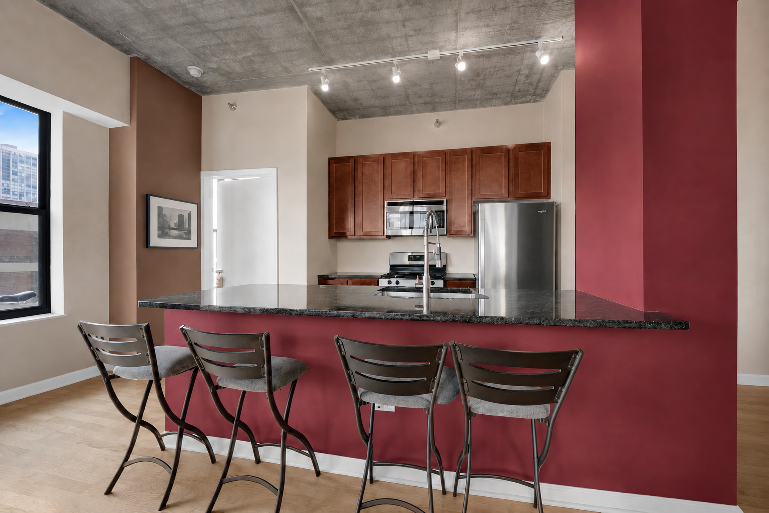 1122 W Catalpa Avenue Unit: 606