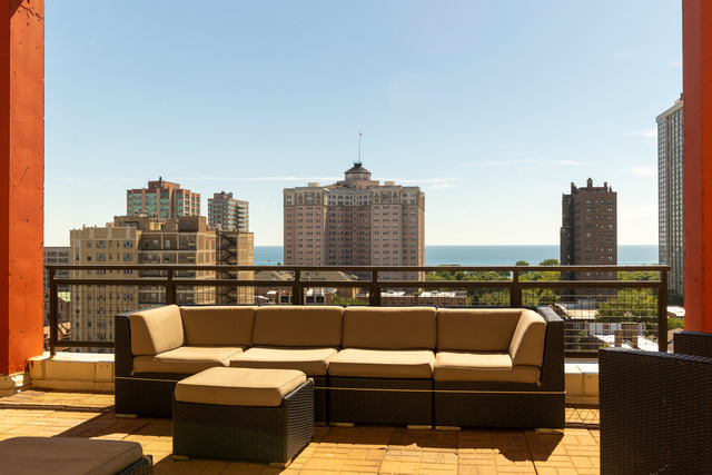 1122 W Catalpa Avenue Unit: 606