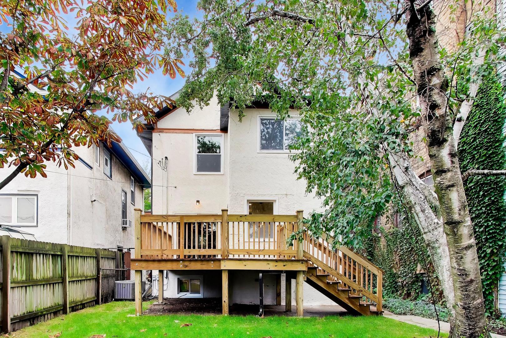 2155 W Touhy Avenue