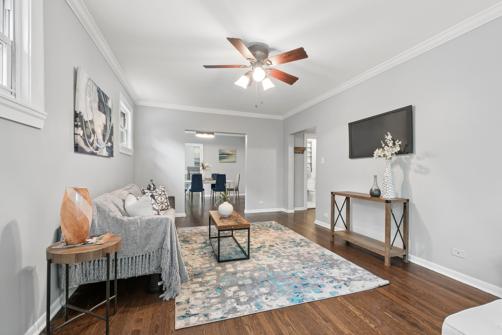 3701 W Cullom Avenue Unit: 2B