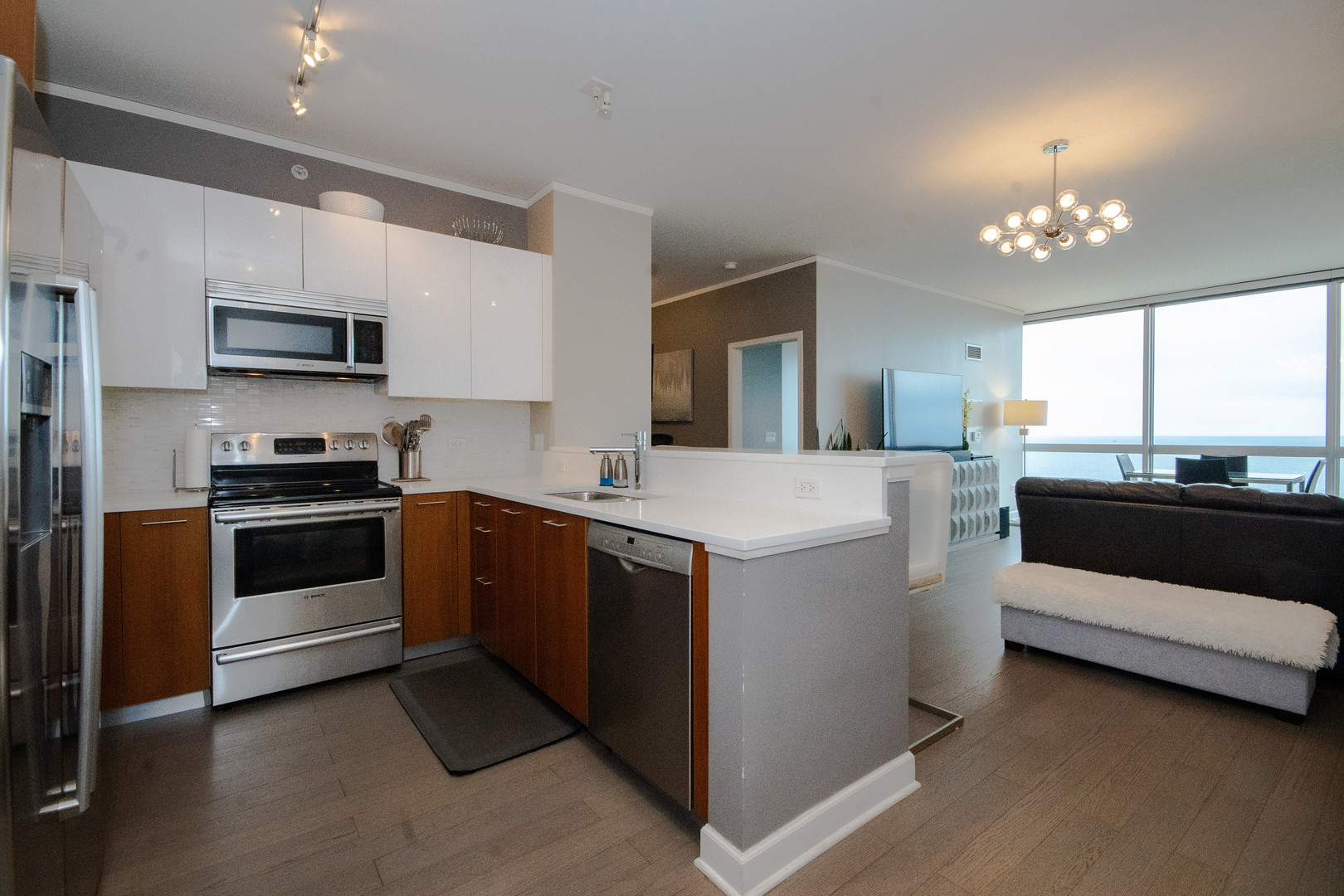 1901 S Calumet Avenue Unit: 2505
