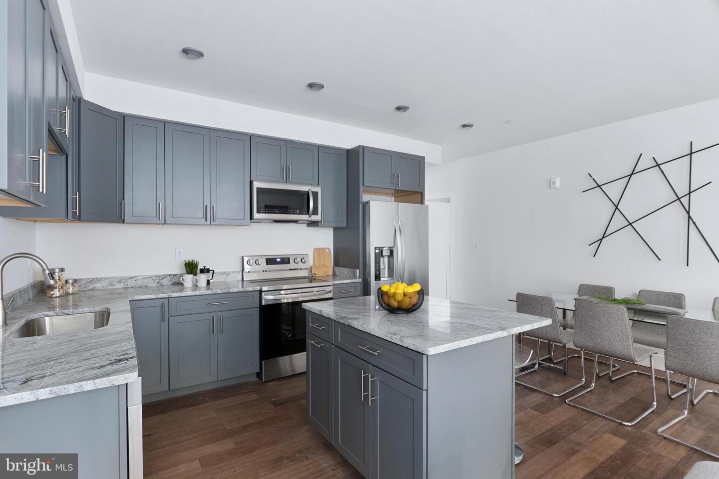 1940 3rd STREET NE Unit: 3