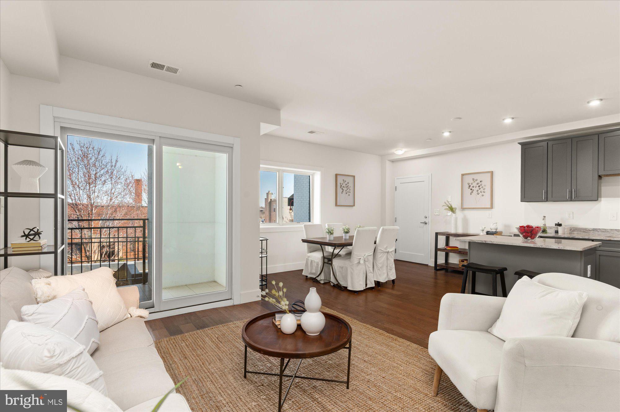 1940 3rd STREET NE Unit: 2