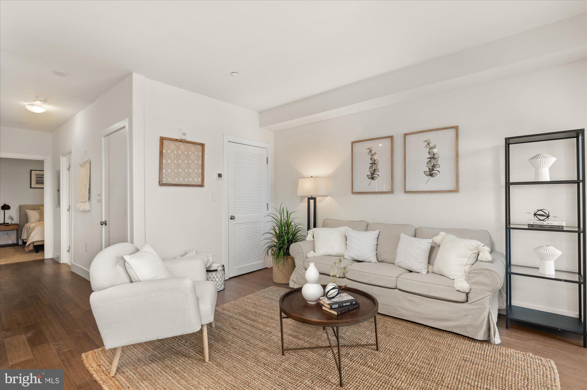 1940 3rd STREET NE Unit: 2
