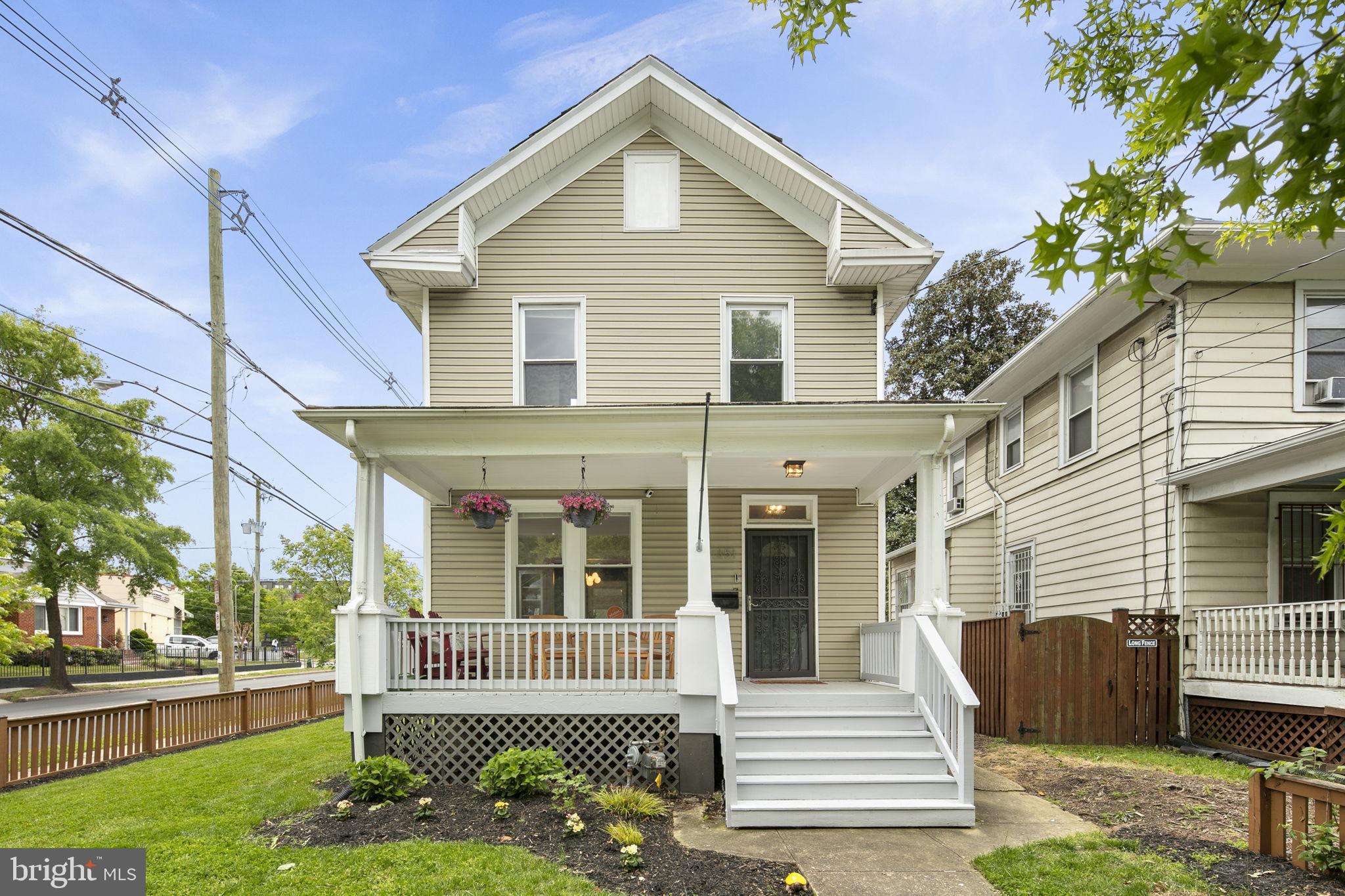 1351 Franklin Street NE