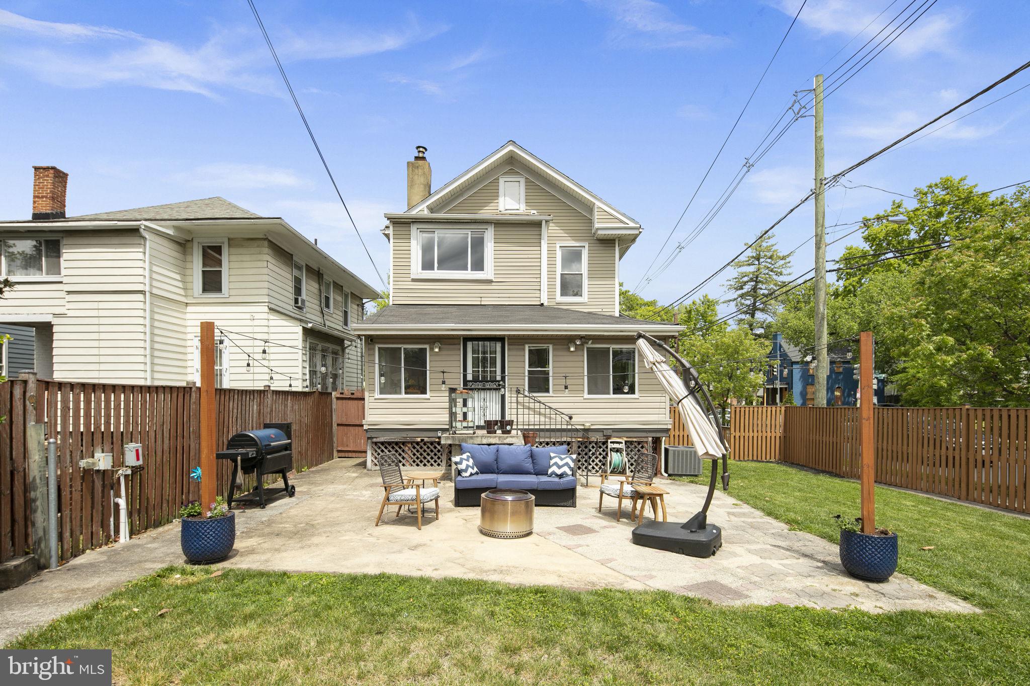 1351 Franklin Street NE