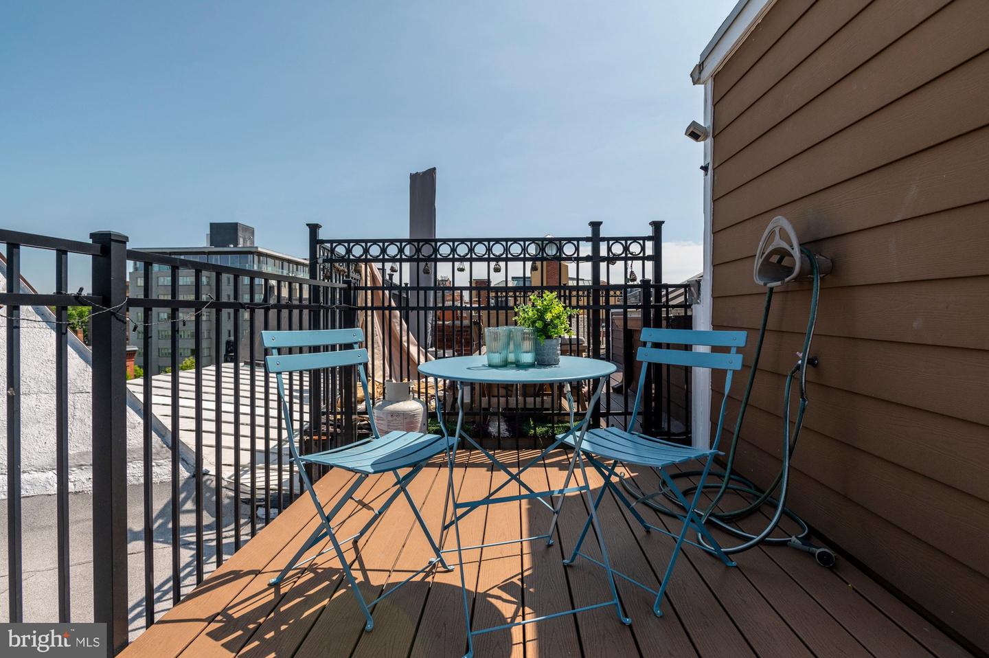 1616 19th STREET NW Unit: 4