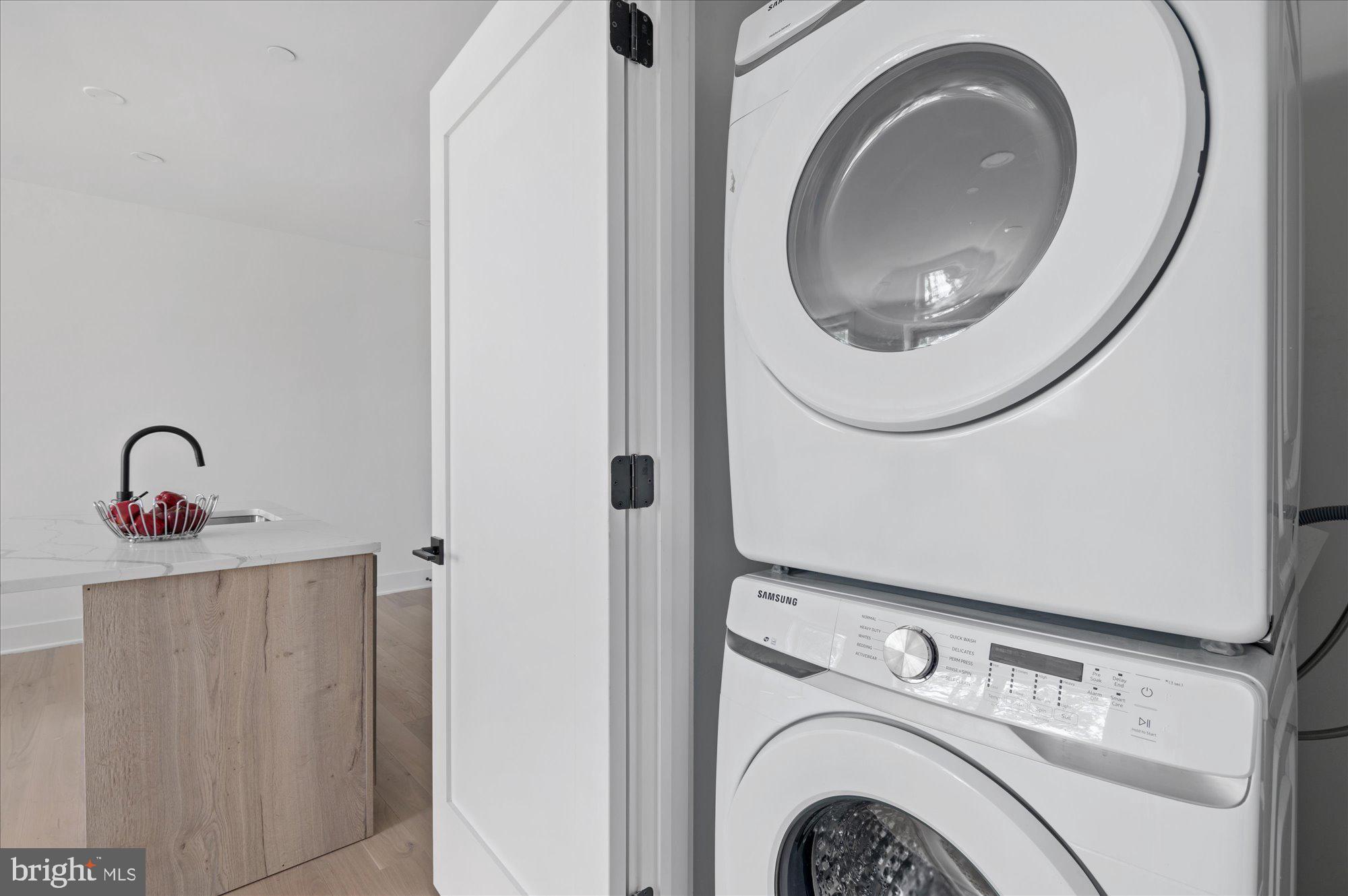 232 Hamilton STREET NW Unit: 5