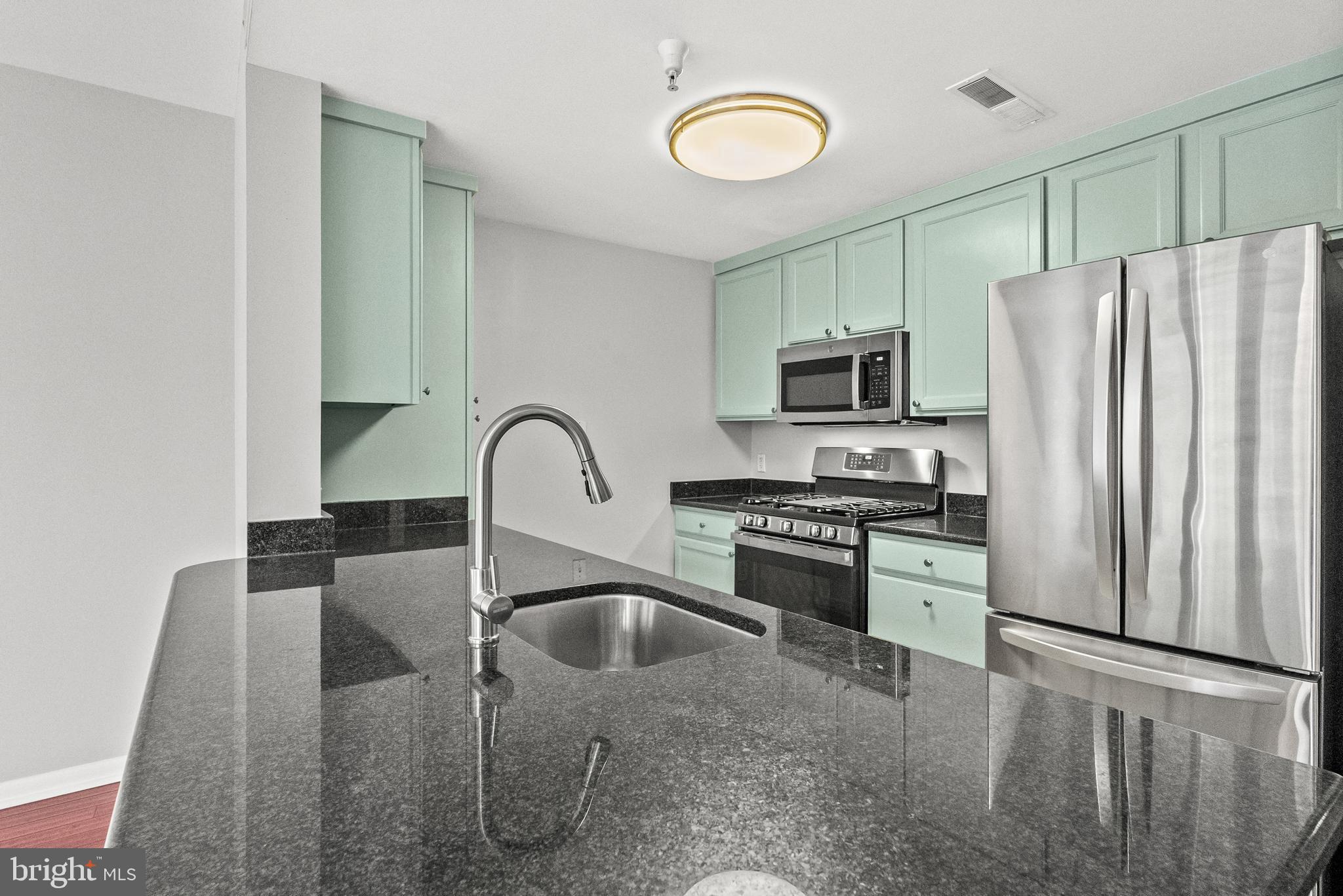 355 I Street SW Unit: 304