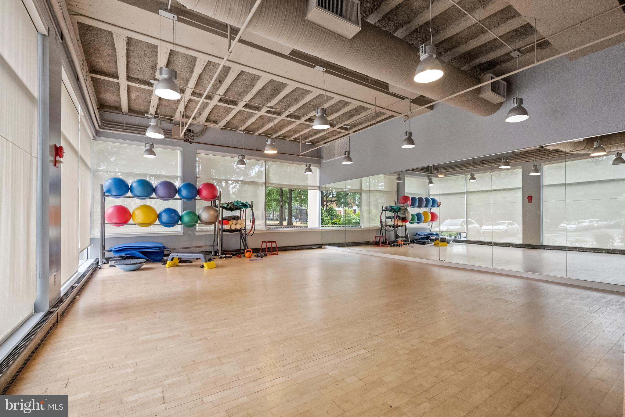 355 I Street SW Unit: 304