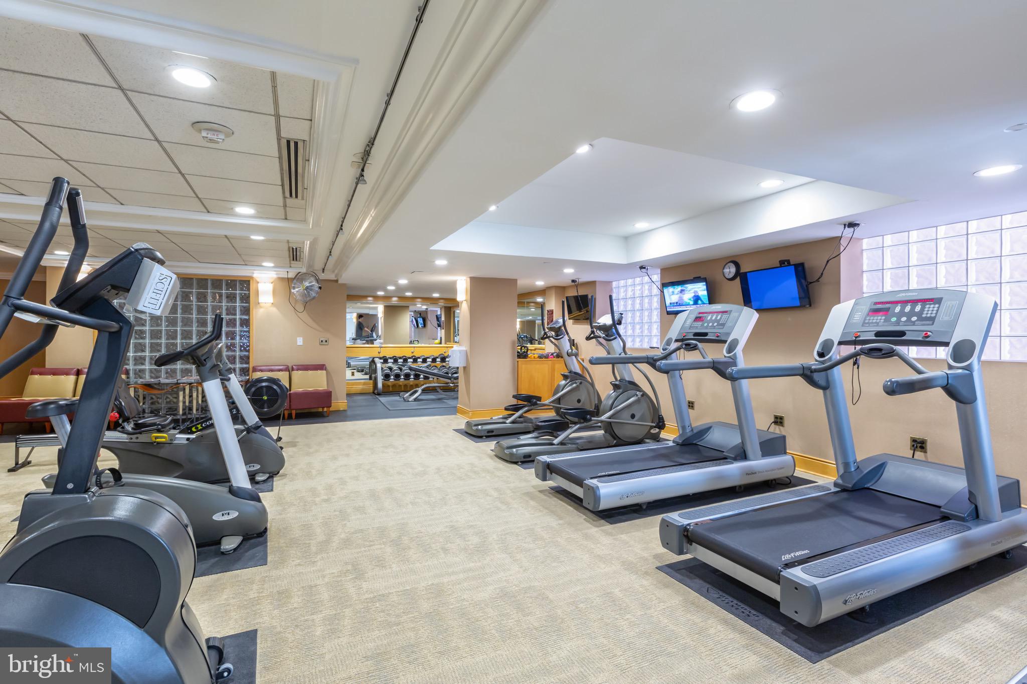 616 E Street NW Unit: 418