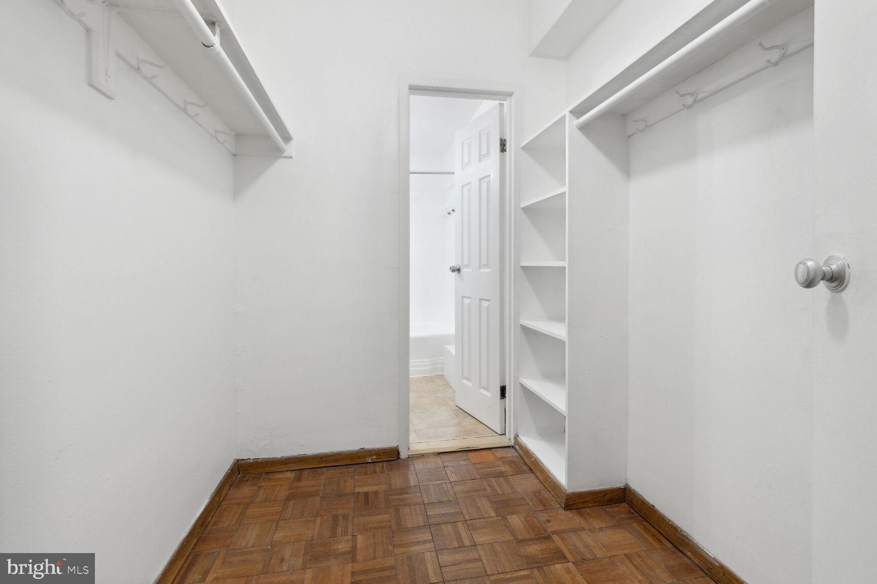 1711 Massachusetts Avenue NW Unit: 323
