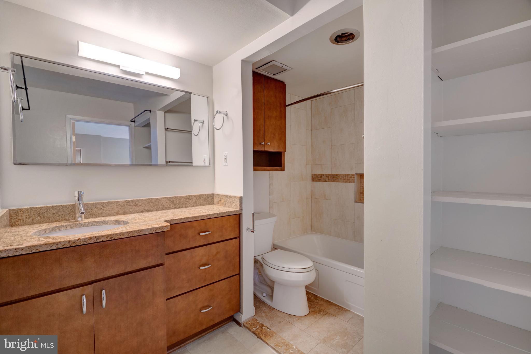 1440 N Street NW Unit: 915