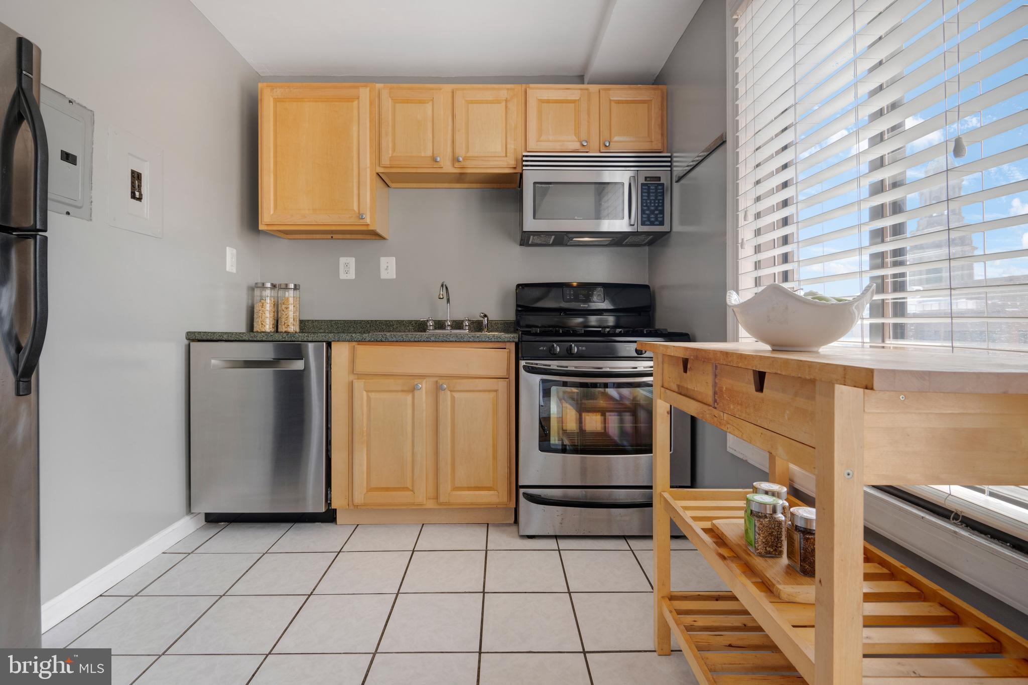 1440 N Street NW Unit: 915
