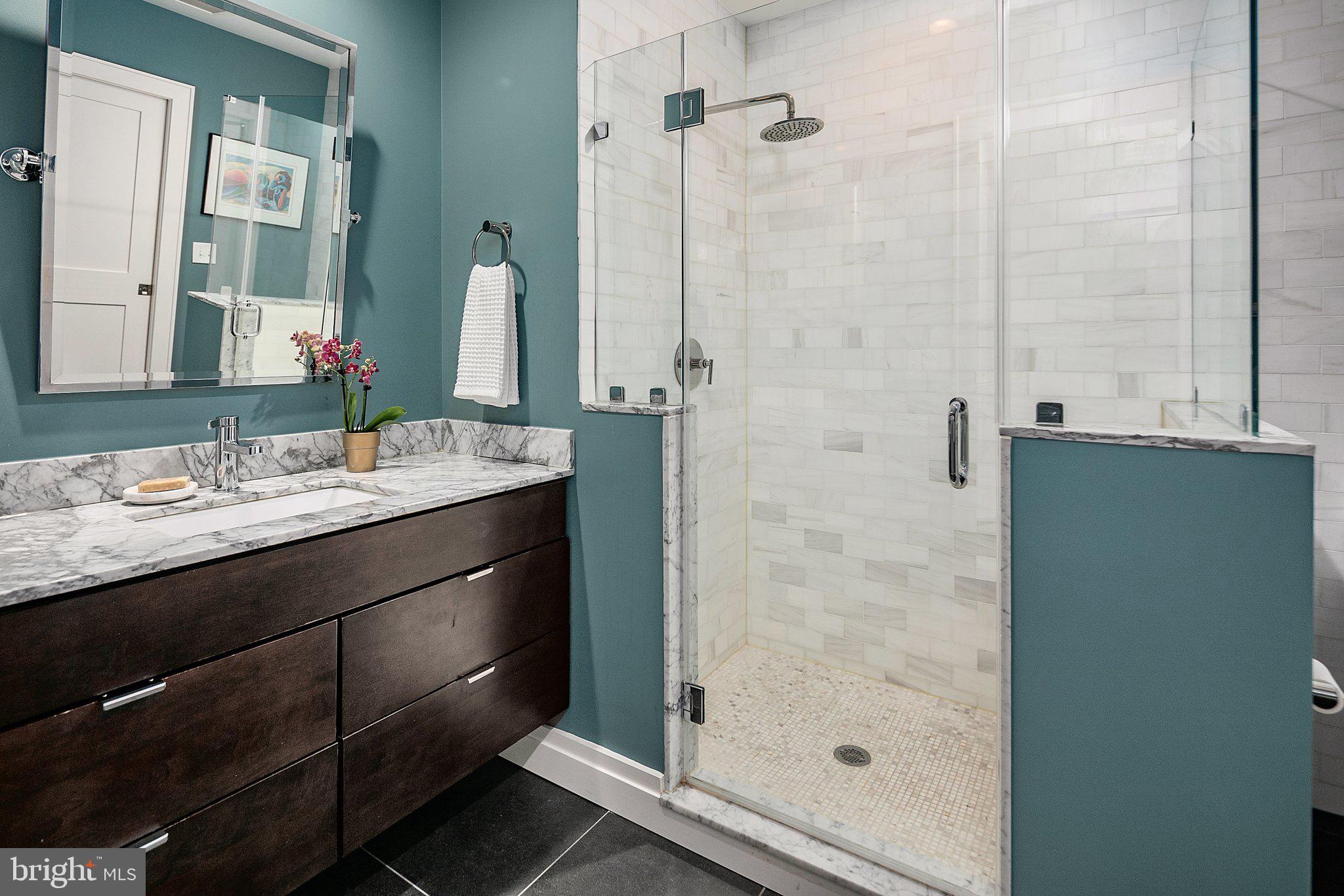 1343 Kenyon STREET NW Unit: 1