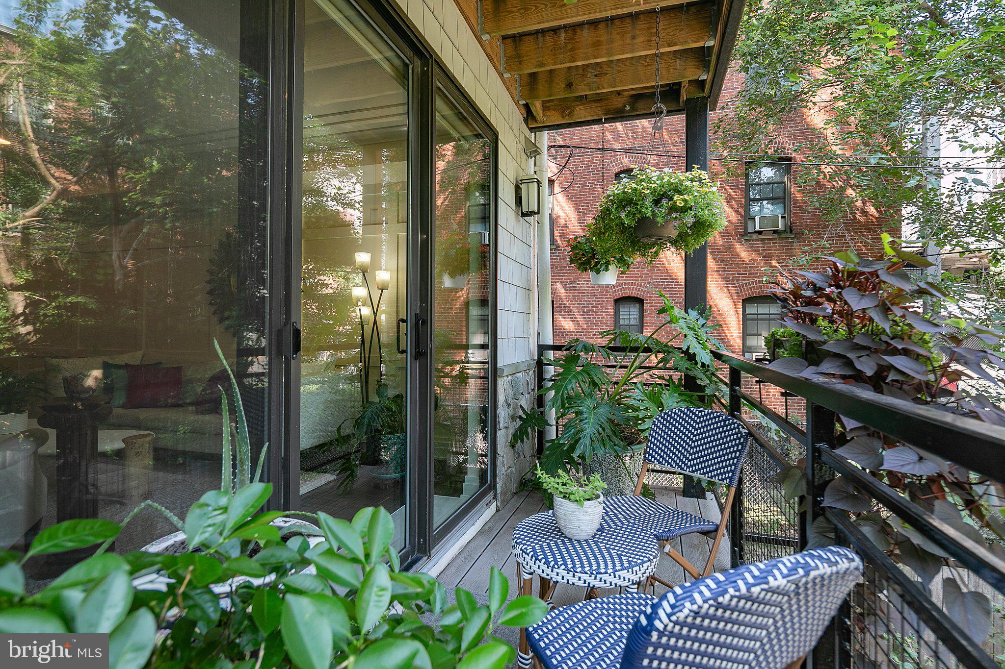 1343 Kenyon STREET NW Unit: 1