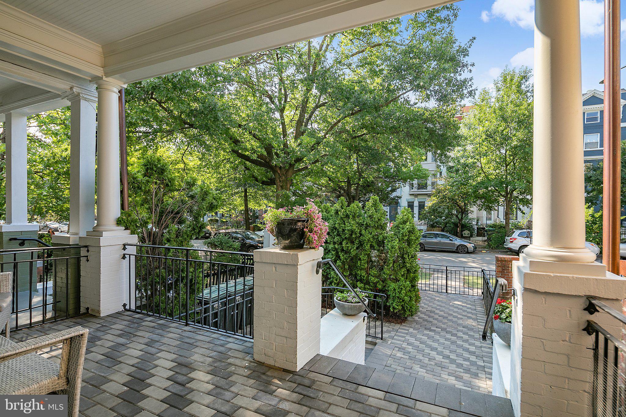 1343 Kenyon STREET NW Unit: 1