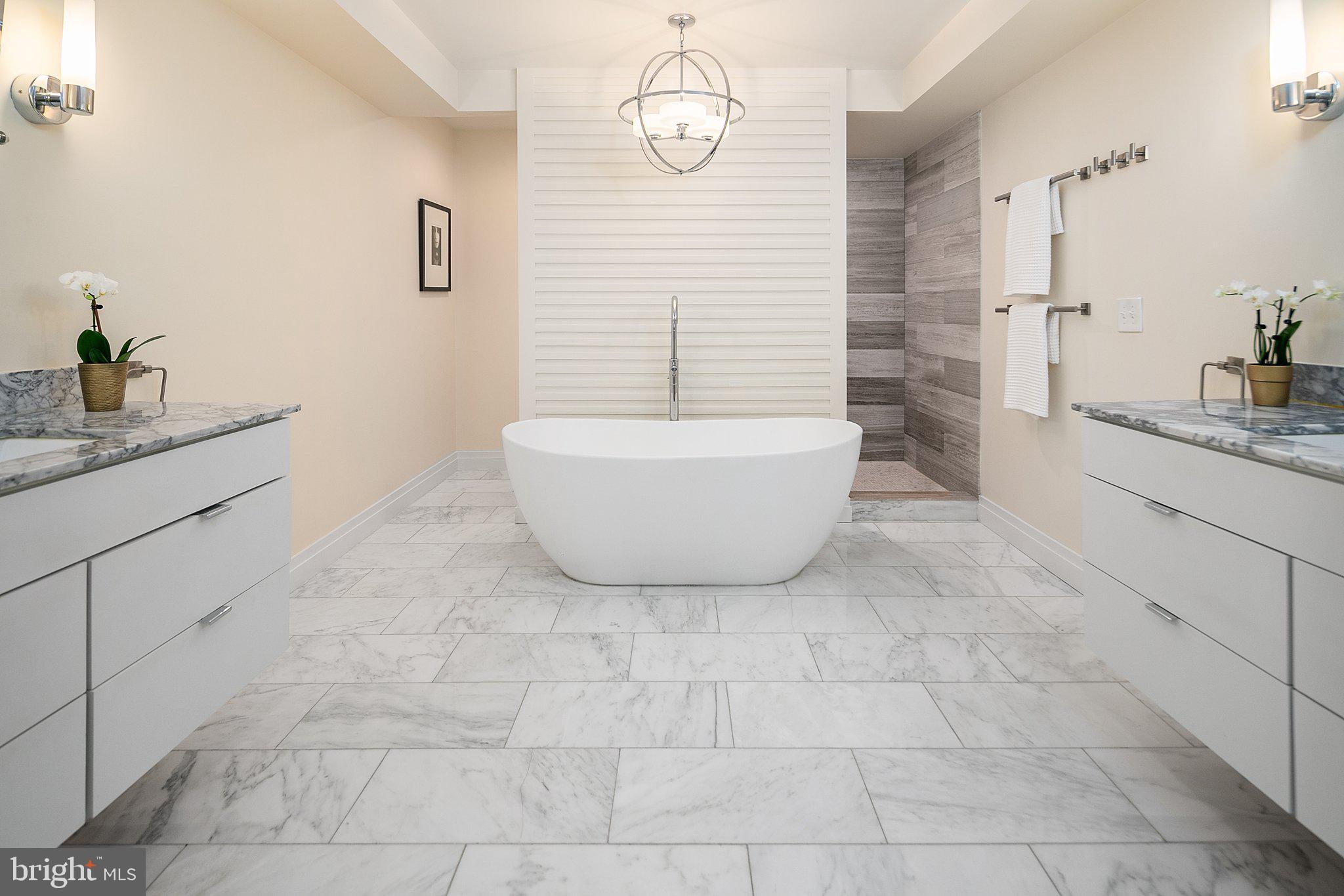 1343 Kenyon STREET NW Unit: 1